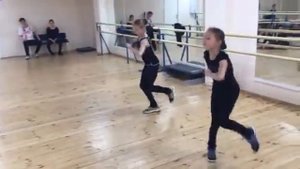 Anna Shcherbakova (RUS) & Alexandra Trusova (RUS) - Dance Practice with Alexei Zheleznyakov