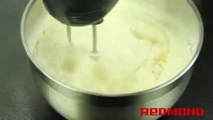 Мультиварка REDMOND RMC M4502 рецепт шарлотки   Multicooking REDMOND M4502