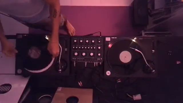 KAGO DO - Friday Studio Jam смотреть онлайн