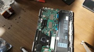 Замена аккумулятора для ноутбука Dell F62g0