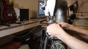 Рукавная швейная машина по сверхтяжелым материалам с челноком баррель