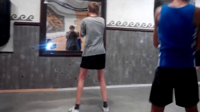 Разминка в зале Ломаченко смотреть онлайн