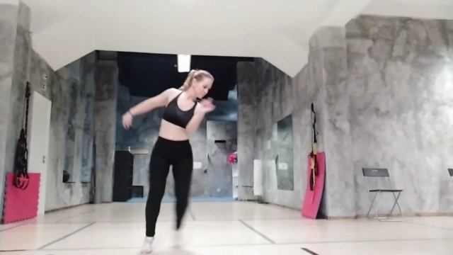 Bachata Lady style Gil ★ Elena _______ improviso________ смотреть онлайн