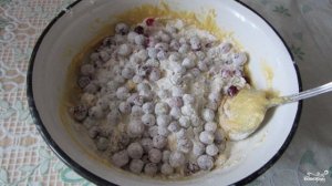 Пирог с клюквой