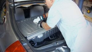 Honda Insight hybrid battery installation