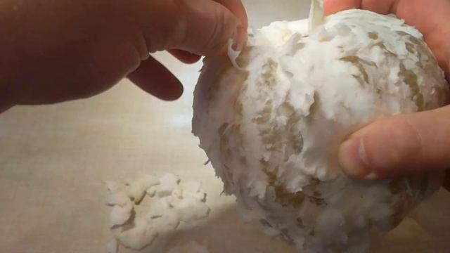 Что за фрукт такой помело и как его есть правильно. Как почистить помело. Необычная еда.