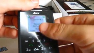 Aiek M6 - самым маленьким и легким в мире телефон