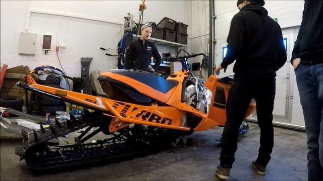 2021 Yamaha Sidewinder M-TX LE 153" UNBOXING смотреть онлайн