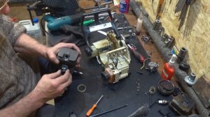 STIHL MS 180 не заводится, полная разборка\\ ЗАМЕНА САЛЬНИКОВ И ПОДШИПНИКОВ И ПРОМЫВКА КАРБЮРАТОРА