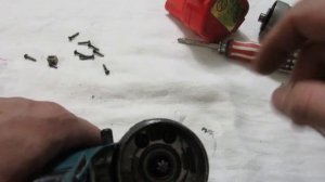 как разобрать ударный шуруповерт макита 6980FD