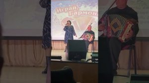 Песня «Над тихою речкою туман расстилается» под гармонь! Исполняют супруги Мошкины- Валерий и Раиса