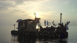 K I Z    Hurra die Welt geht unter ft  Henning May Official Video
