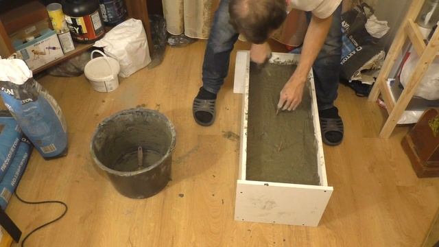 Как сделать кашпо из бетона/ How to make concrete planter DIY. смотреть онлайн