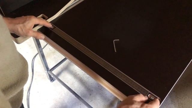 Подвижная измерительная линейка в самодельном циркулярном столе смотреть онлайн