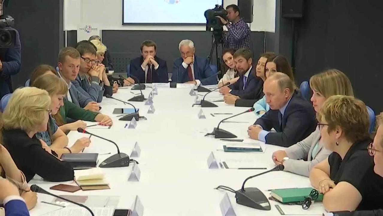 Владимир Путин с рабочей поездкой находится в Карелии