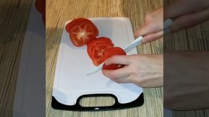 Мясо "по-деревенски" в духовке - с картофелем, сыром и помидорами