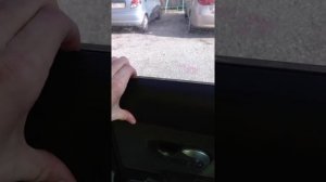Nissan tiida снятие панели с закрытой дверью если сломались оба замка