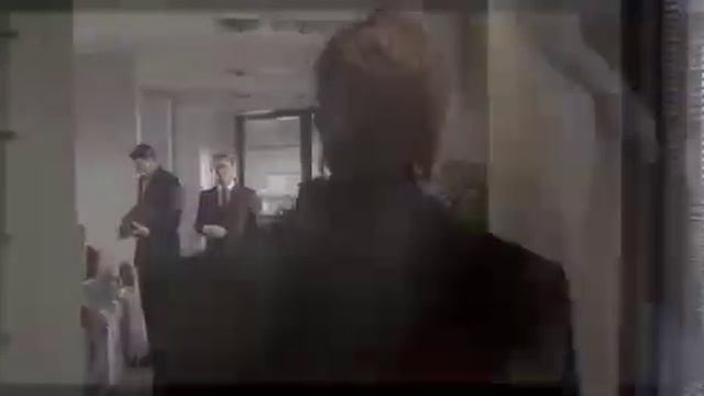 Кристиан Бейл идёт под Primary Slot - It's safe time смотреть онлайн