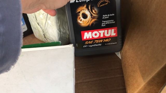 Приобретены поддон двигателя, поддон АКПП, все масла и фильтра и проставки для Jeep Cherokee КК смотреть онлайн