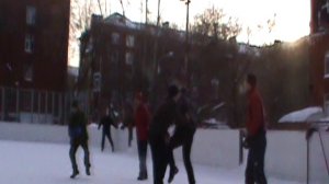 Пермские бузники играют во флорентийский футбол на льду.