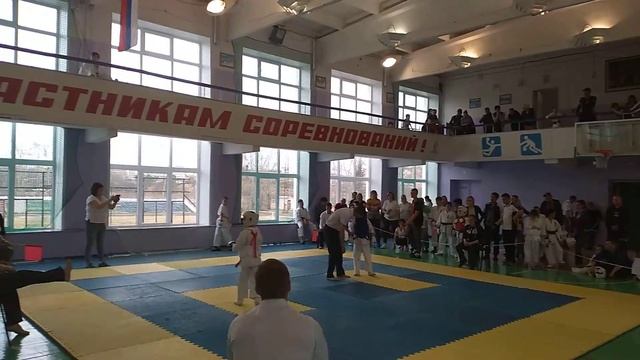 ярик саломатов 3 бой смотреть онлайн