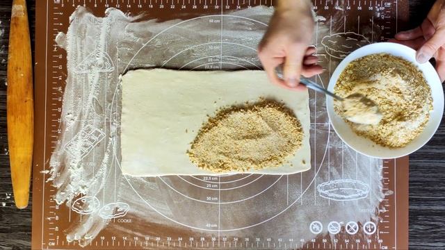 Печенье ушки из готового слоеного теста