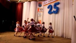 Tatar Cinema International НЕМЕЦКИЙ ТАНЕЦ* исполняют дети*DEUTSCH VOLKSTANZ Tatarstan."Quelle"