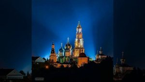 “Хвалите имя Господне” Братский (монашеско-послушнический) хор Троице-Сергиевой Лавры.