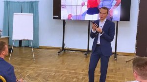 Техники продаж по телефону | Скрипты и примеры | Холодные звонки и входящие звонки | Владимир Якуба