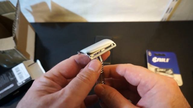 АНБОКСИНГ СТАНКА BAILI MODEL BD176 смотреть онлайн