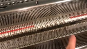 Разбор игл для промышленной резинки 2*2 через 1