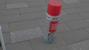 Чем убрать масло с тротуарной плитки? Есть решение!