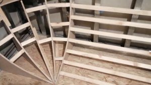 Монтаж центрального угла циклорамы