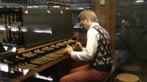 "Green sleeves" (English folk song) by Timur Khaliulin - Английская народная  песня "Зелёные рукава