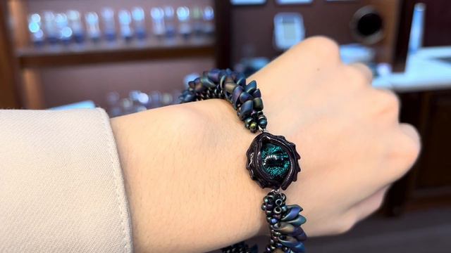 браслет изумрудный дракон смотреть онлайн