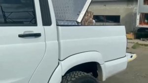 Крышка на кузов УАЗ пикап. Крышка из алюминия от Triffid Trucks c вариантами опций.