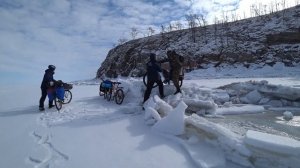 Велопоход "По льду Байкала на Святой Нос". Штурмуем торос.