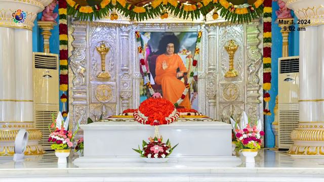 Mar 01, 2024 | Morning | Live Vedam, Bhajans & Arati | Prasanthi Nilayam смотреть онлайн