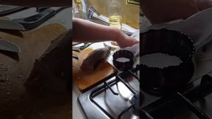 Инсульт. Лайфхак. Жареная рыба одной левой.