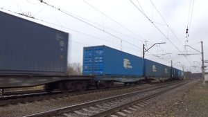 Движение грузовых и пассажирских поездов на станции Авсюнино