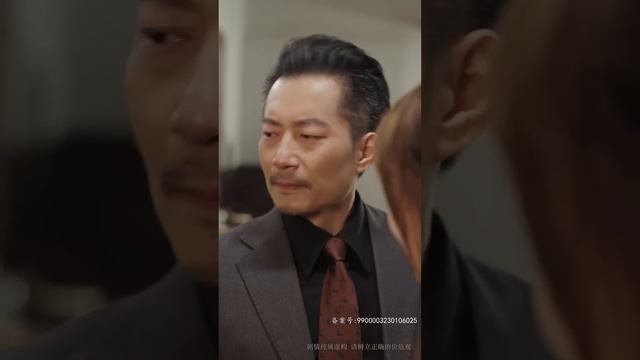[Multi SUB] 《大夏龙殿殿主》黑老大用夏国豪的妻子女儿逼迫，犹豫再三选择了国家大义，妻子为了保护女儿逃走下落不明…… #爽文 #男频 #最火短剧推荐 #短剧全集 【蛟龙短剧】