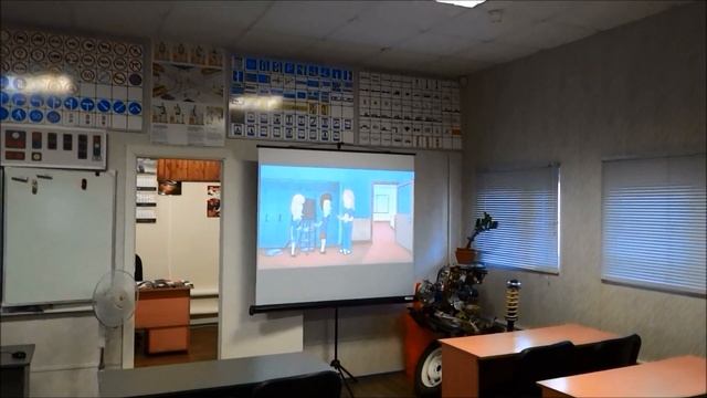 #проектор #экран #кино установка проектора в школе