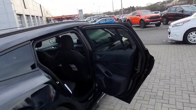 231D9105 - 2023 Ford Focus 1.0L EcoBoost 125PS ST-Line Style 31,500 смотреть онлайн