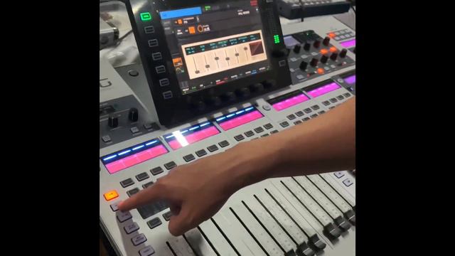 Behringer WING bisa di test drive смотреть онлайн