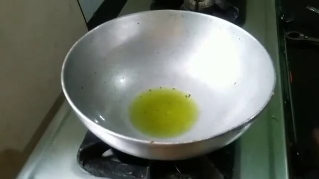 कारल्याची चटपटीत भाजी कमीत कमी साहित्यात बनवा झटपट। Karlyachi Chamchmit Bhaji | karela Sabji | смотреть онлайн