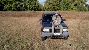 Opel Monterey (он же ISUIZU Bighorn/Trooper) в своей среде - съёмки с коптера.