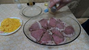 ОТБИВНЫЕ С АНАНАСАМИ И СЫРОМ. ОЧЕНЬ ВКУСНЫЙ РЕЦЕПТ