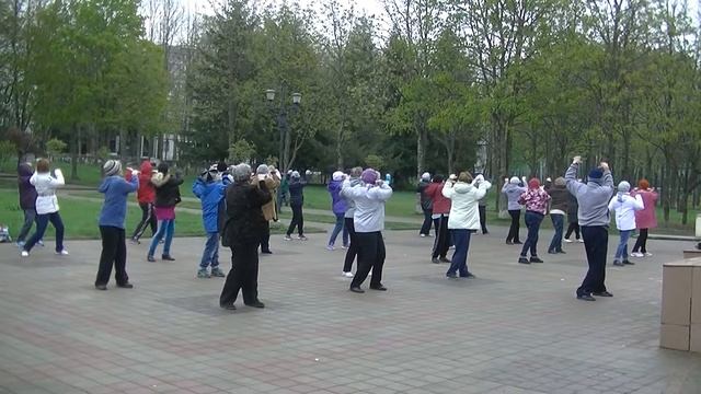 8 отрезков парчи. Комсомольский парк. Пятигорск. смотреть онлайн