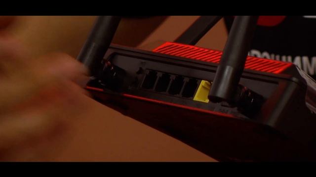 Распаковка беспроводного маршрутизатора D-link DIR-825