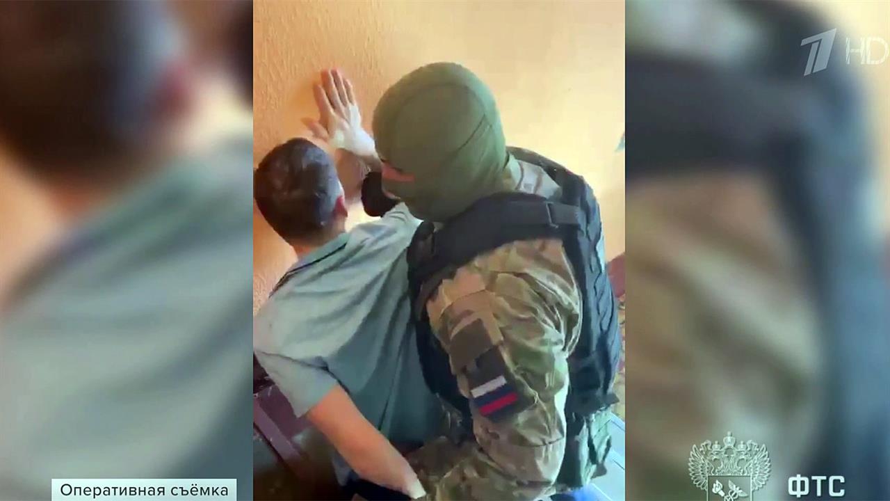 В России разоблачили банду, которая вывела за рубеж до миллиарда рублей